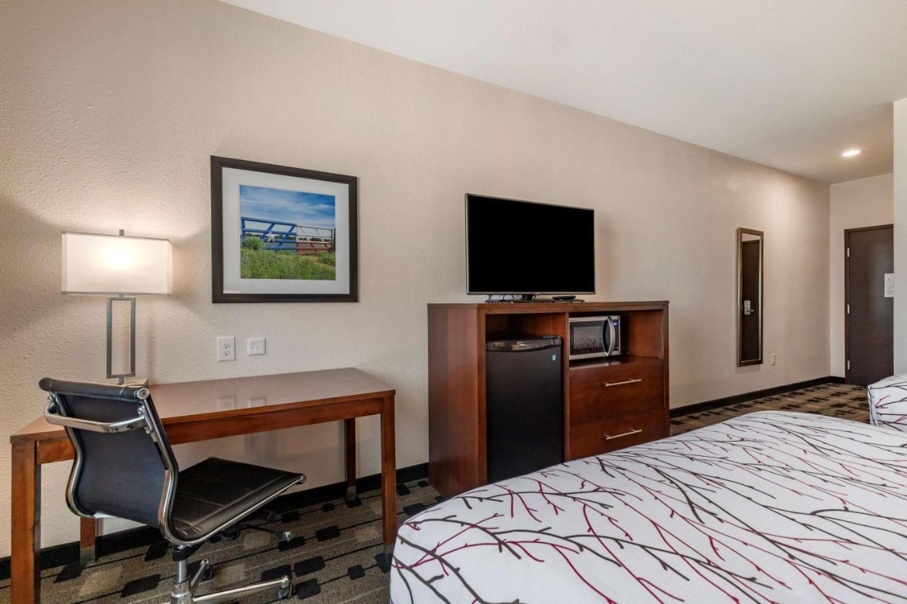 Best Western Plus Big Lake Inn Esterno foto